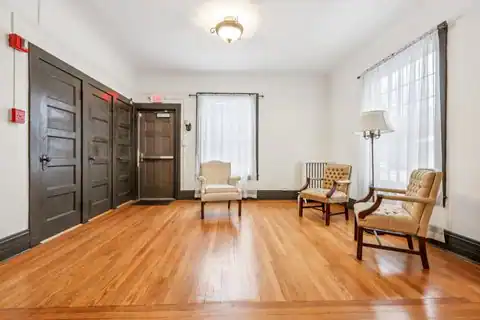 375 FAIRMOUNT AVE, JC, West Bergen, NJ 07603 — photo 16