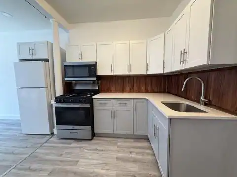 270 1/2 SUMMIT AVE, JC, Journal Square, NJ 07306 — photo 10