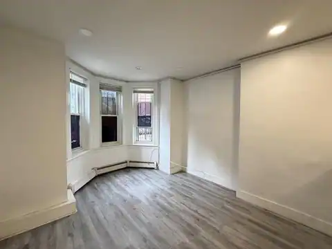 270 1/2 SUMMIT AVE, JC, Journal Square, NJ 07306 — photo 3