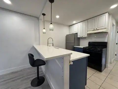 270 1/2 SUMMIT AVE, JC, Journal Square, NJ 07306 — photo 35