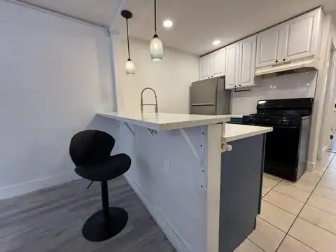 270 1/2 SUMMIT AVE, JC, Journal Square, NJ 07306 — photo 36
