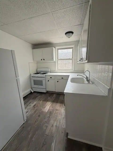 4001 BERGENLINE AVE #3, Union City, NJ 07087 — photo 2