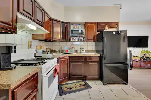 4507 BERGENLINE AVE, Union City, NJ 07087 — photo 15
