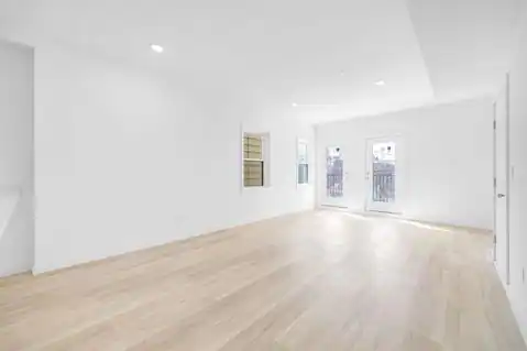 418 11TH ST #Floor 3, Union City, NJ 07087 — photo 5