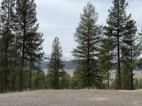 33 San Ignacio Way, Cascade, ID 83611 — photo 6