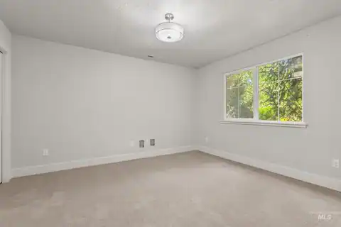 3681 E Parkcenter, Boise, ID 83716 — photo 20