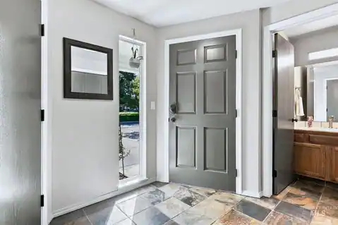 879 N Christine Lane, Boise, ID 83704 — photo 6