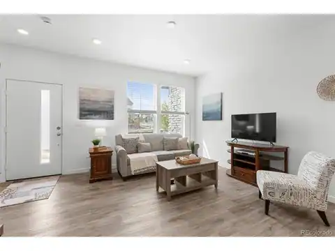 2018 S Gold Bug Way, Aurora, CO 80018 — photo 2