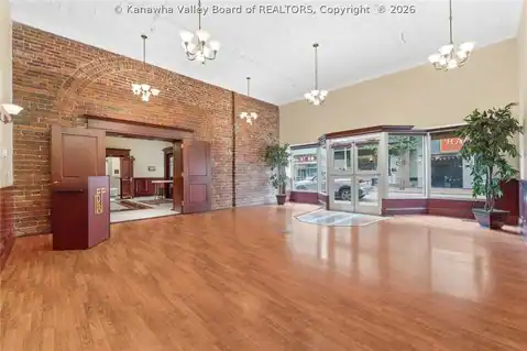 901 Quarrier Street, Charleston, WV 25301 — photo 11