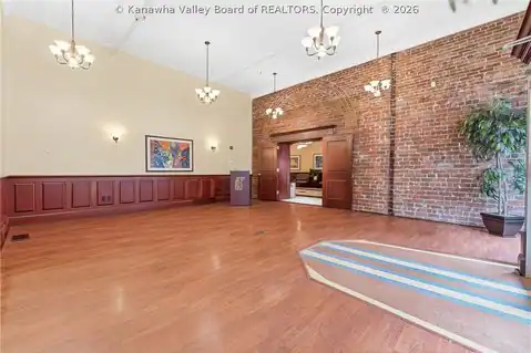 901 Quarrier Street, Charleston, WV 25301 — photo 12