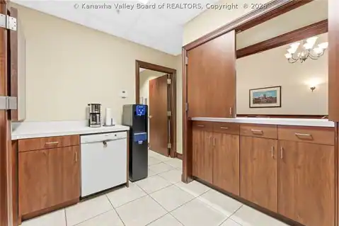 901 Quarrier Street, Charleston, WV 25301 — photo 14