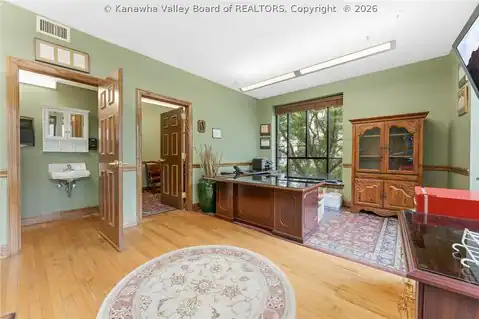 901 Quarrier Street, Charleston, WV 25301 — photo 19