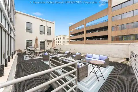 901 Quarrier Street, Charleston, WV 25301 — photo 32