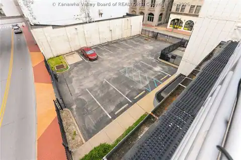 901 Quarrier Street, Charleston, WV 25301 — photo 33