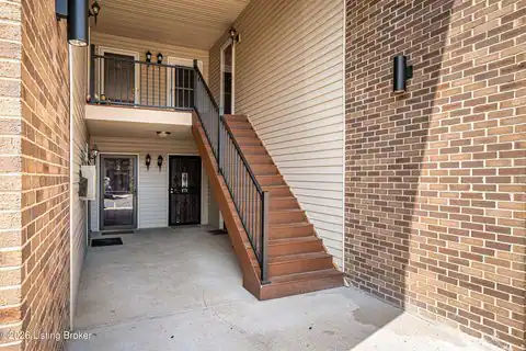11909 Tazwell Dr #8, Louisville, KY 40245 — photo 2