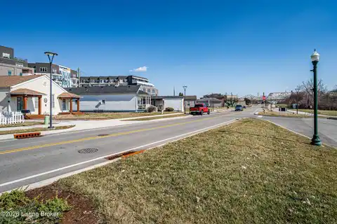 427 E Riverside Dr, Clarksville, IN 47129 — photo 20