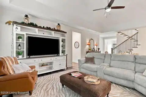 14605 Reserve Park Pl, Louisville, KY 40299 — photo 12