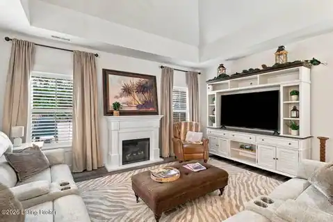 14605 Reserve Park Pl, Louisville, KY 40299 — photo 13