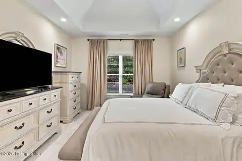 14605 Reserve Park Pl, Louisville, KY 40299 — photo 25