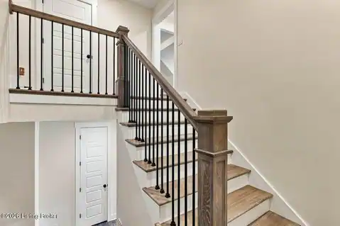 14605 Reserve Park Pl, Louisville, KY 40299 — photo 36
