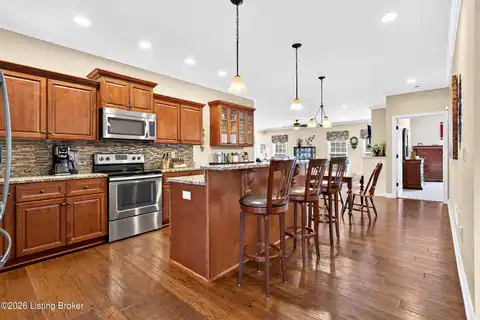 1022 Classic Way, Louisville, KY 40245 — photo 11