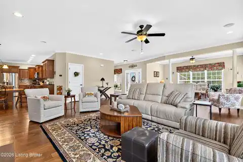 1022 Classic Way, Louisville, KY 40245 — photo 7