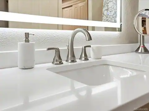 2700 E Cherry Creek S Drive #212, Denver, CO 80209 — photo 10