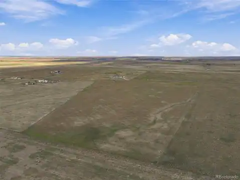 707 S Flandin Court, Strasburg, CO 80136 — photo 10