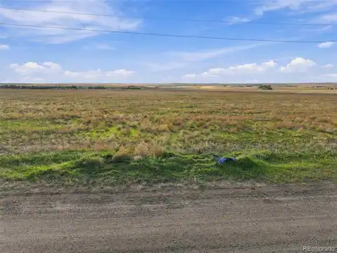 707 S Flandin Court, Strasburg, CO 80136 — photo 17