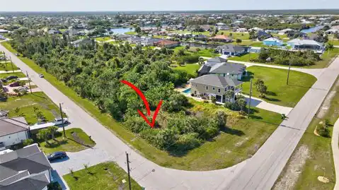 15645 SEAFOAM CIRCLE, PORT CHARLOTTE, FL 33981 — photo 10