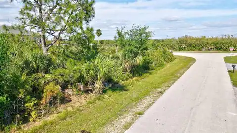 15645 SEAFOAM CIRCLE, PORT CHARLOTTE, FL 33981 — photo 22