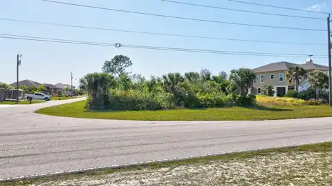 15645 SEAFOAM CIRCLE, PORT CHARLOTTE, FL 33981 — photo 7