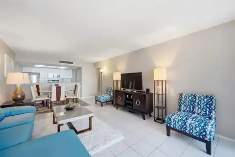450 S GULFVIEW BOULEVARD #705, CLEARWATER BEACH, FL 33767 — photo 11