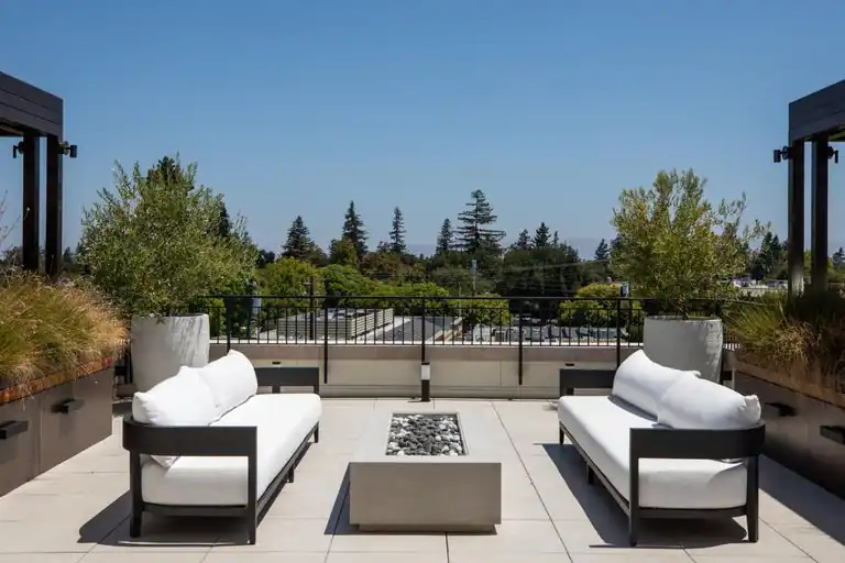 450 FIRST 108, LOS ALTOS, CA 94022