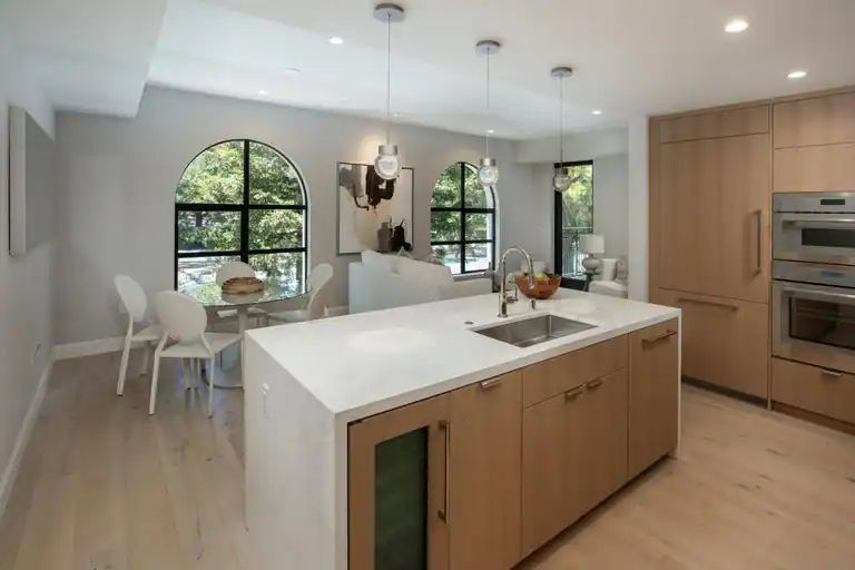 450 FIRST 208, LOS ALTOS, CA 94022