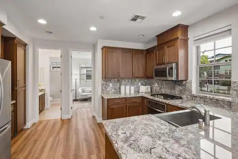 31 Artisan WAY, Menlo Park, CA 94025 — photo 10