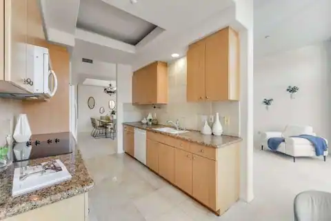 130 E San Fernando ST 25, San Jose, CA 95112 — photo 11