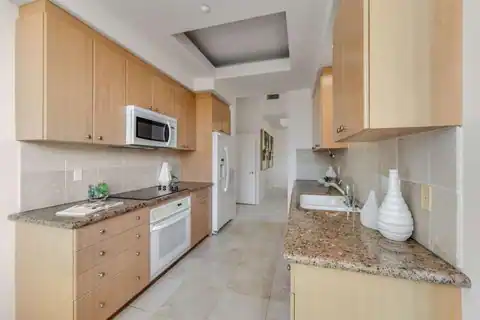 130 E San Fernando ST 25, San Jose, CA 95112 — photo 12