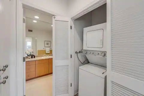 130 E San Fernando ST 25, San Jose, CA 95112 — photo 21