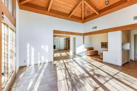 25228 La Loma DR, LOS ALTOS HILLS, CA 94022 — photo 14