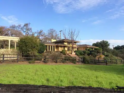 25228 La Loma DR, LOS ALTOS HILLS, CA 94022 — photo 2