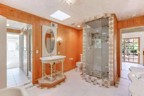 25228 La Loma DR, LOS ALTOS HILLS, CA 94022 — photo 26