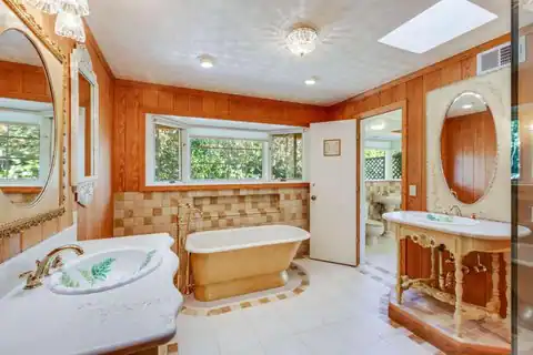 25228 La Loma DR, LOS ALTOS HILLS, CA 94022 — photo 27