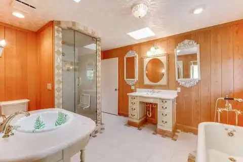 25228 La Loma DR, LOS ALTOS HILLS, CA 94022 — photo 28