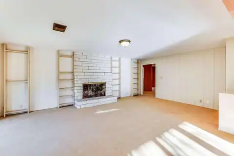 25228 La Loma DR, LOS ALTOS HILLS, CA 94022 — photo 6