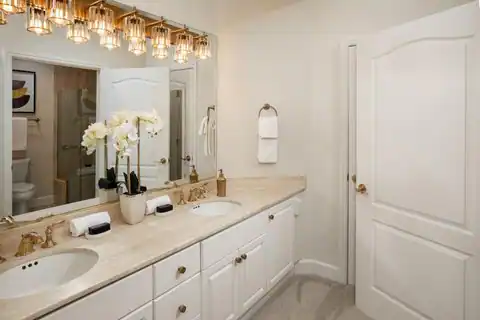 1 W Edith AVE D226, LOS ALTOS, CA 94022 — photo 10