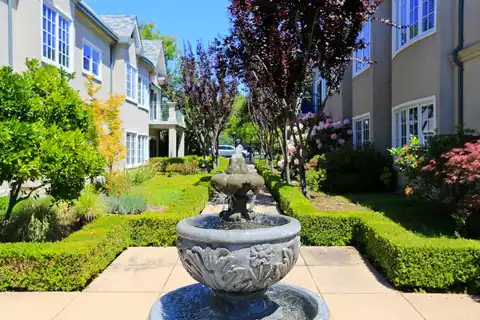 1 W Edith AVE D226, LOS ALTOS, CA 94022 — photo 21