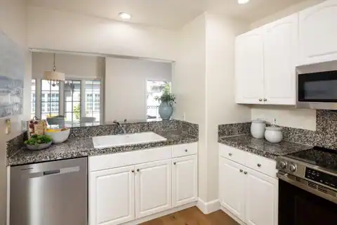 1 W Edith AVE D226, LOS ALTOS, CA 94022 — photo 7