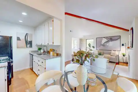 5701 Makati CIR E, SAN JOSE, CA 95123 — photo 5