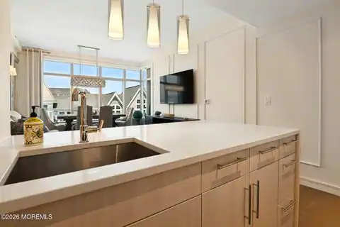 20 Melrose Terrace #401, Long Branch, NJ 07740 — photo 4